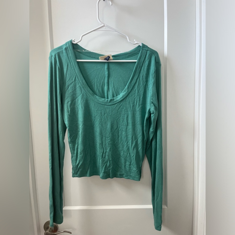 BWT Beautiful Green long sleeve cropped scoop neck top - Size XL